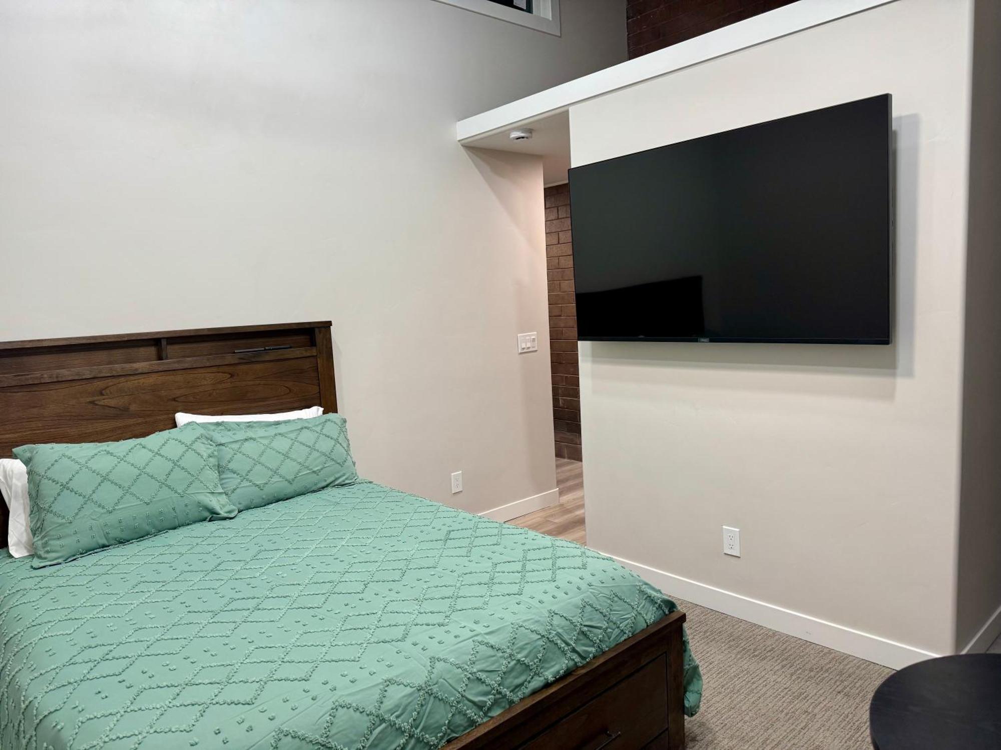 Family Friendly Condo - Парк-Сити Экстерьер фото